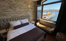 Weingart Seaside Hotel